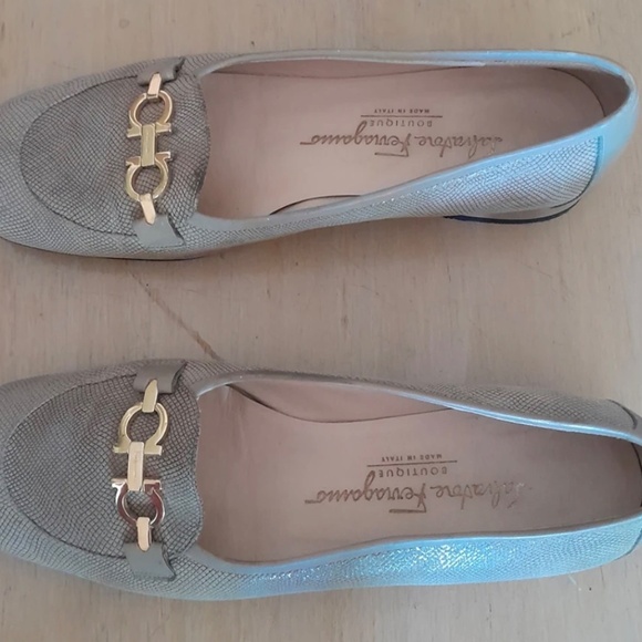 Authentic Salvatore Ferragamo Loafers Sz.8.5 - Picture 2 of 5